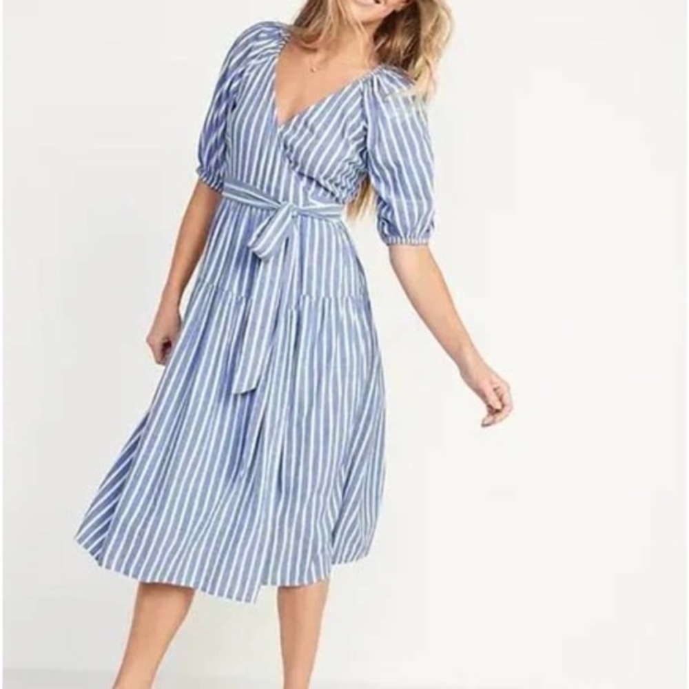 Old Navy Women’s Stripe Blue/White Midi Wrap Dress Size M NWT